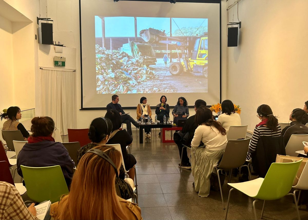 50 thu gom rác Hà Nọi.jpg