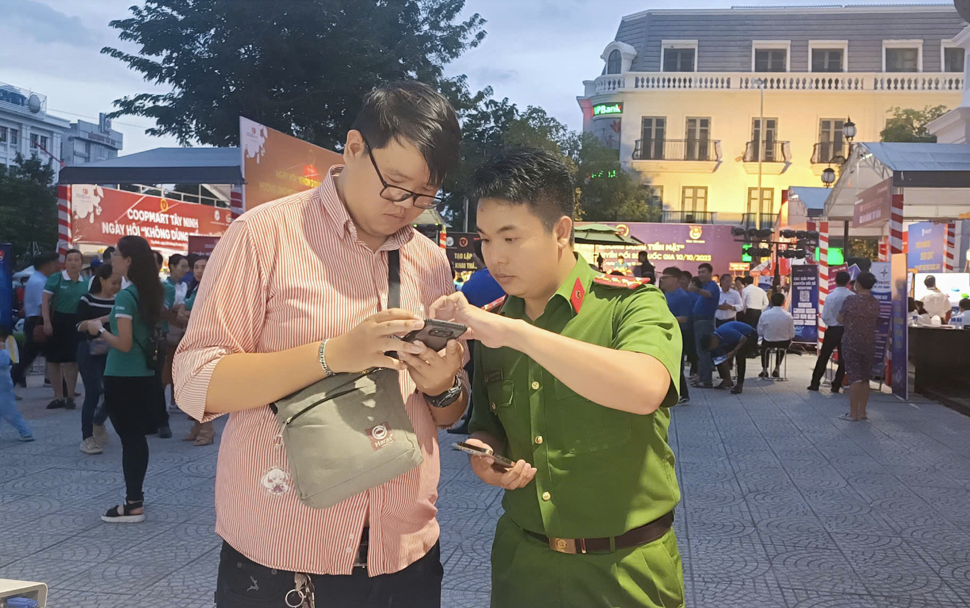 Ảnh màn hình 2024 12 10 lúc 12.04.58.png