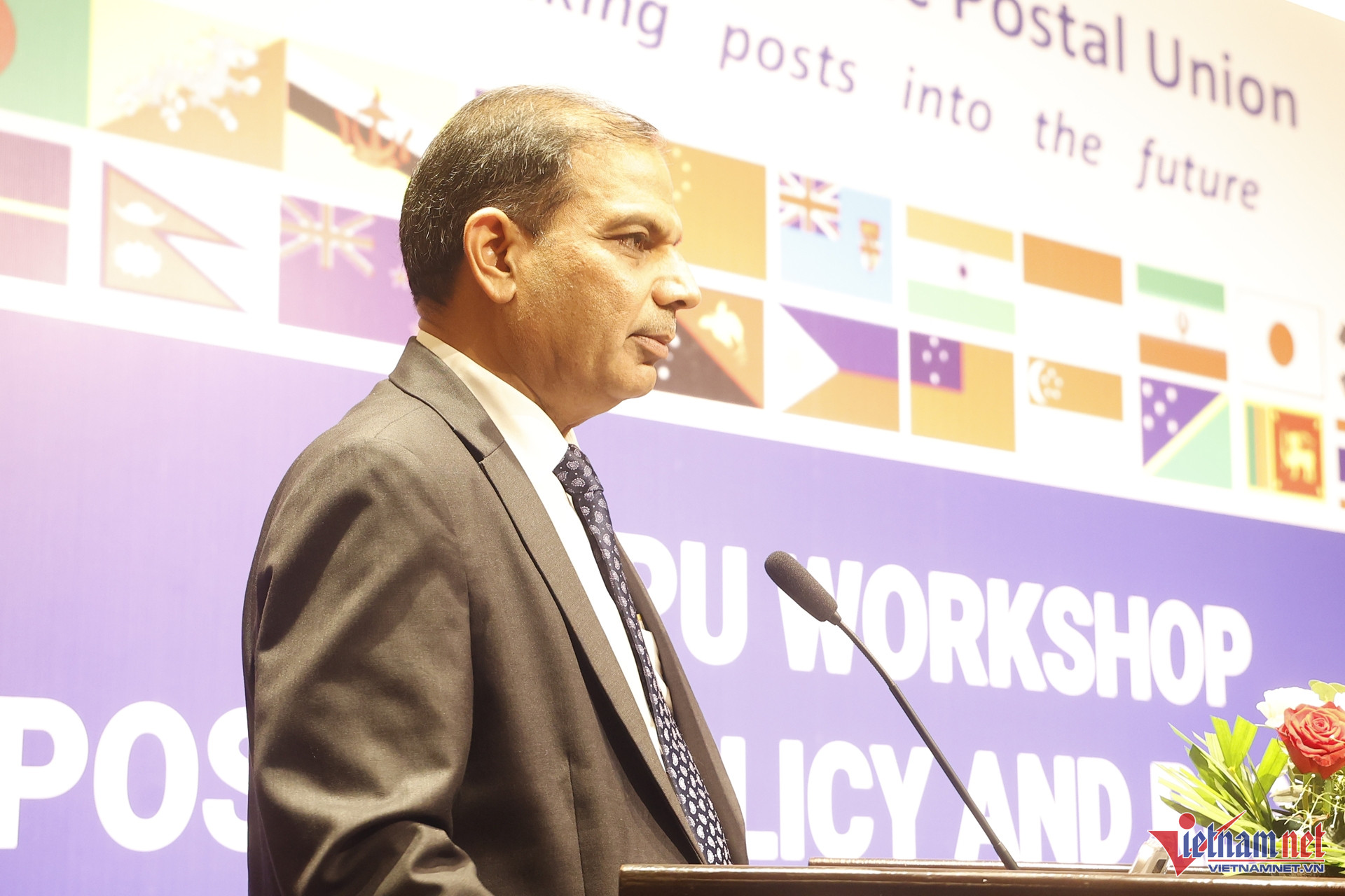 W-hoi nghi quan ly buu chinh 4 1.jpg