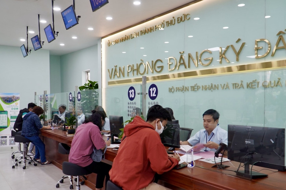 Hơn 43.000 căn nhà tại các dự án nhà ở thương mại TPHCM được cấp sổ hồng