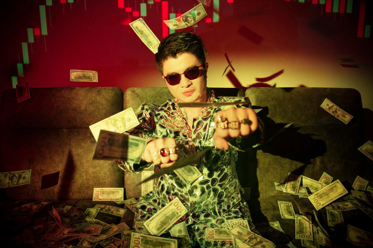 Vẻ hào nhoáng của TikToker Mr Pips tạo ‘mồi nhử’ nhà đầu tư trên mạng xã hội