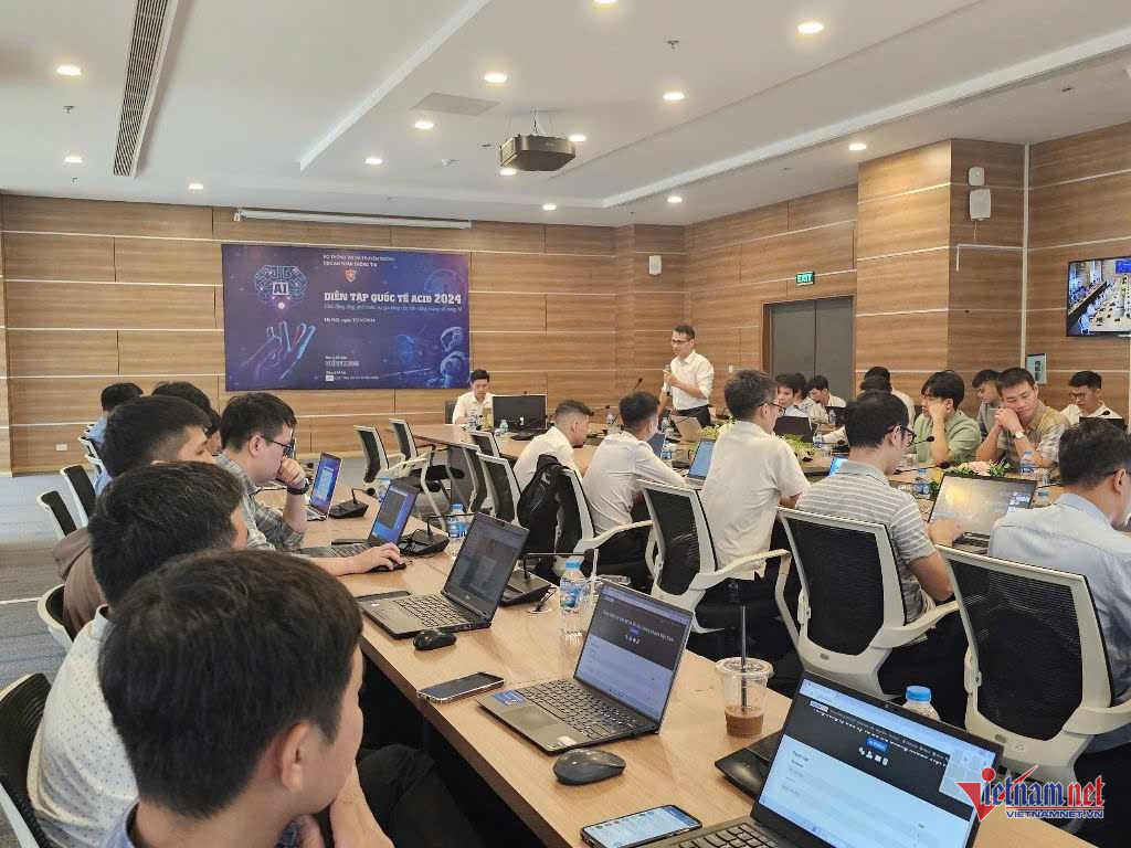 W-Ung pho tan cong mang dung AI 1.jpg