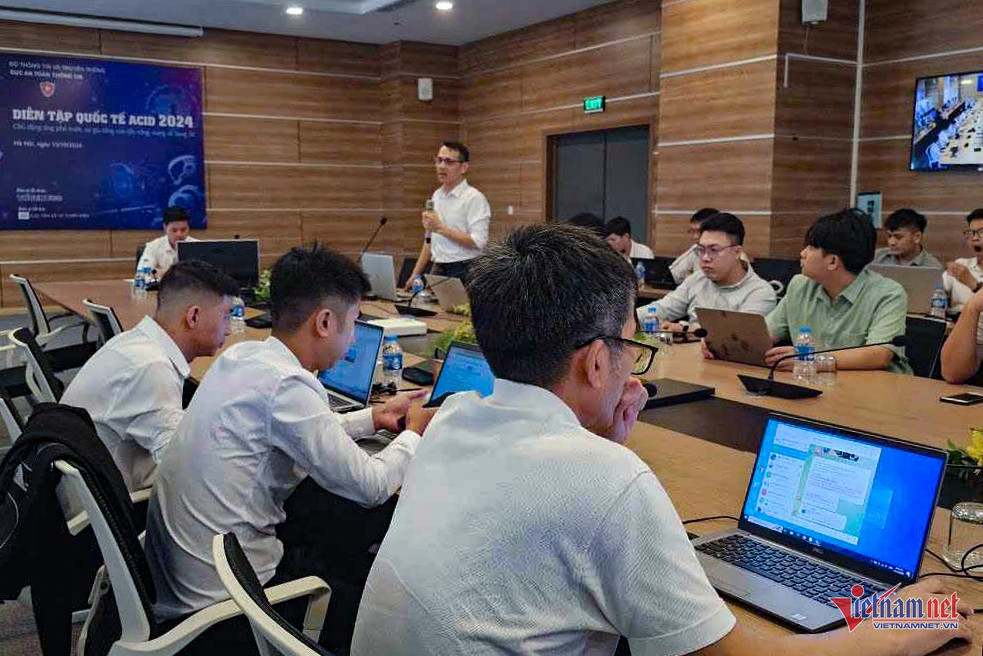 W-Ung pho tan cong mang dung AI 3.jpg