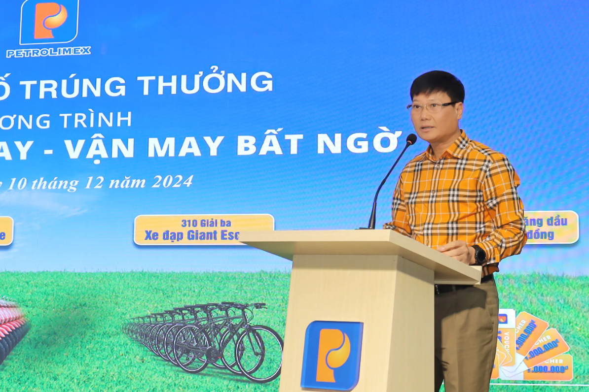 62 khách mua xăng dầu của Petrolimex trúng thưởng xe máy SH