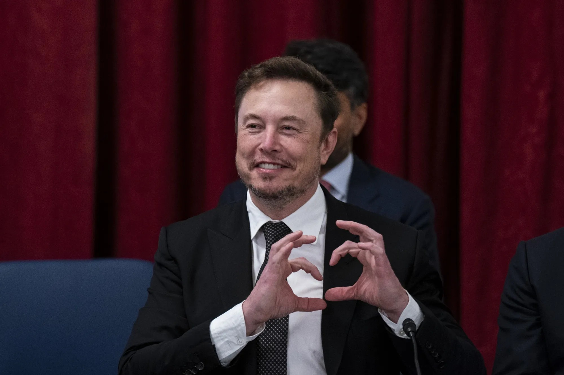 Elon Musk giàu nhất lịch sử
