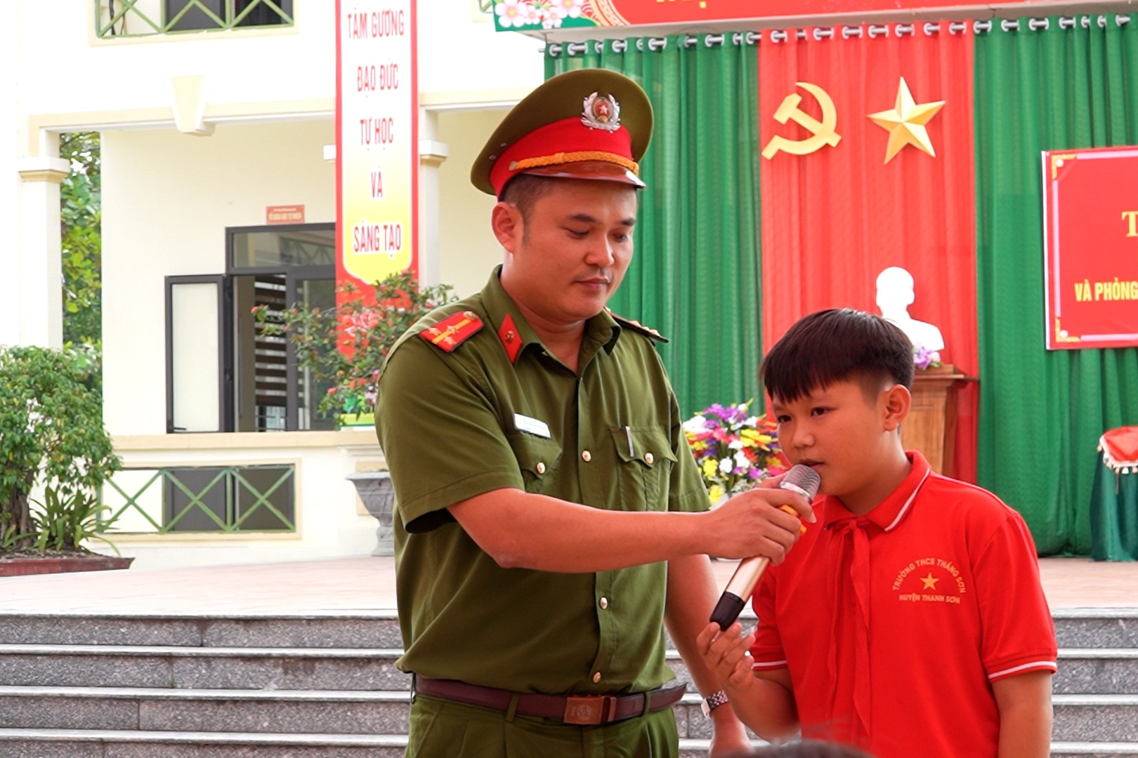 Hiệu quả từ hoạt động tuyên truyền pháp luật cho thanh thiếu niên DTTS