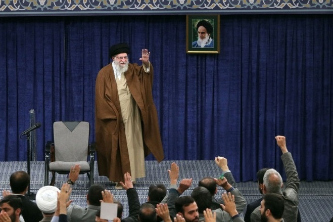 Lãnh tụ tối cao Iran tố Mỹ và Israel đứng sau vụ lật đổ chính quyền ở Syria
