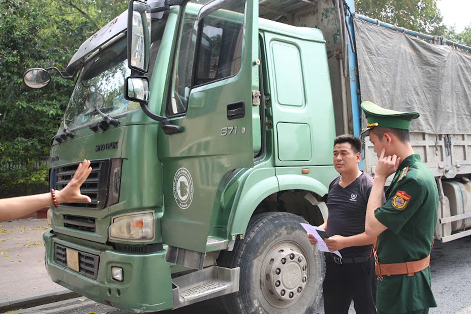 Thủ tục hải quan hướng tới mục tiêu “phi giấy tờ”