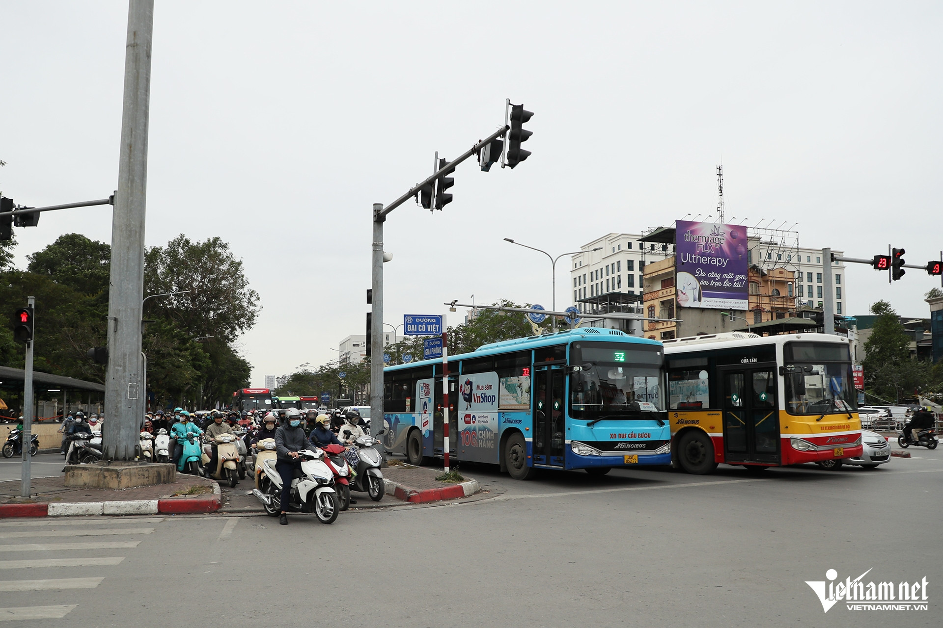 W-dai co viet giai phong copy.jpg