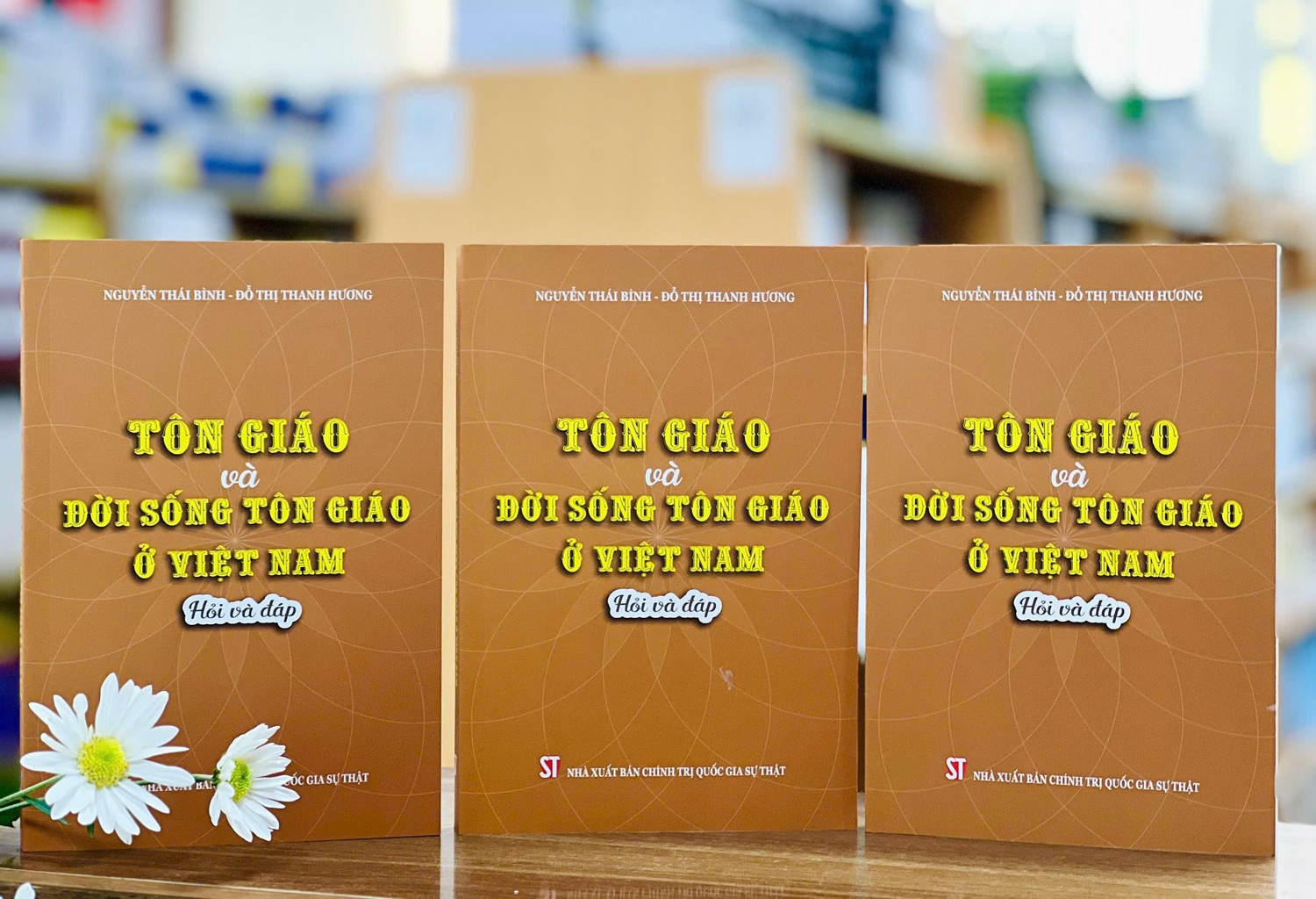 Tác phẩm nêu bật 'bức tranh' tôn giáo ở Việt Nam