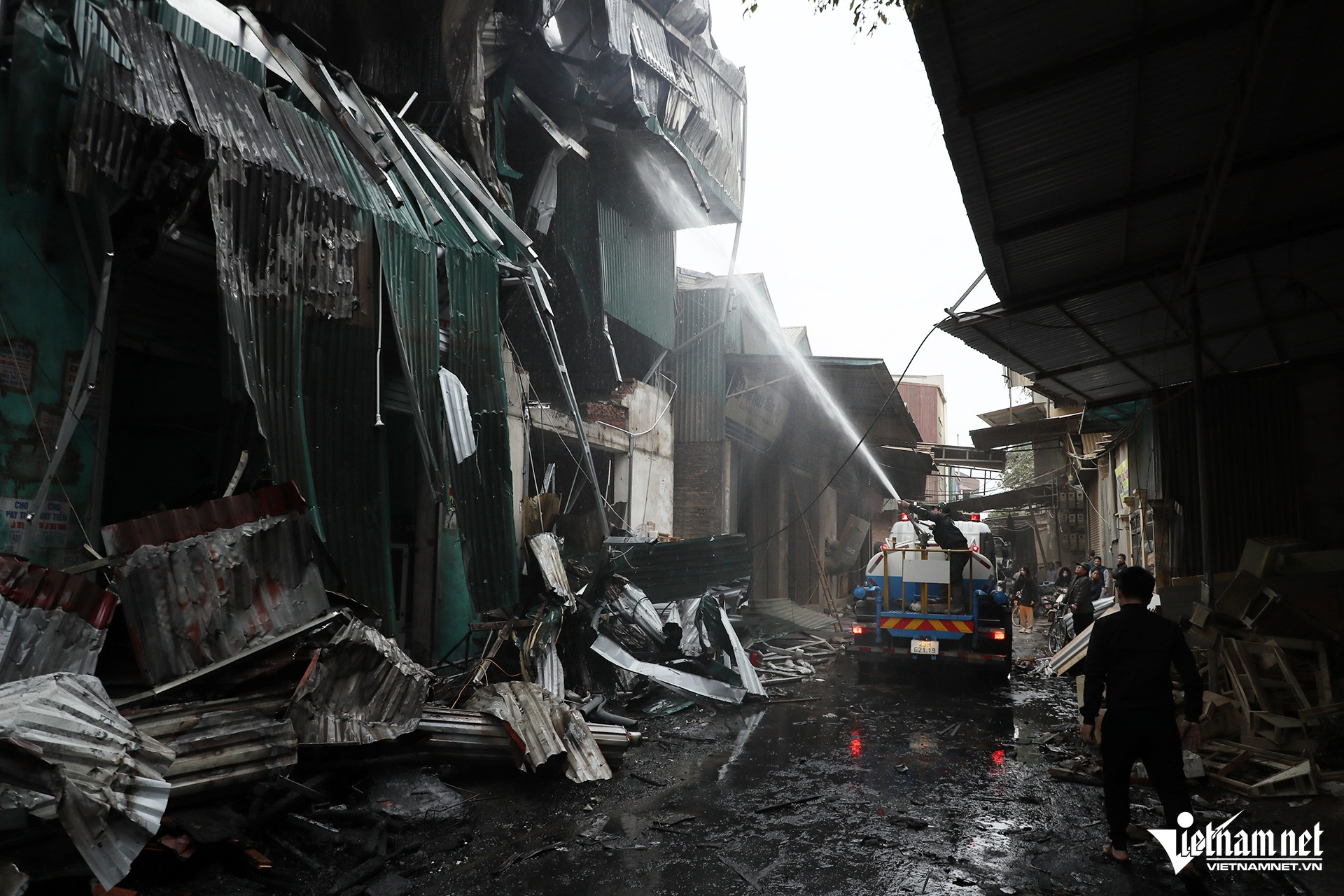 W-chay lang nghe copy.jpg