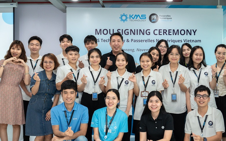 Dao tao CNTT cho sinh vien.jpg