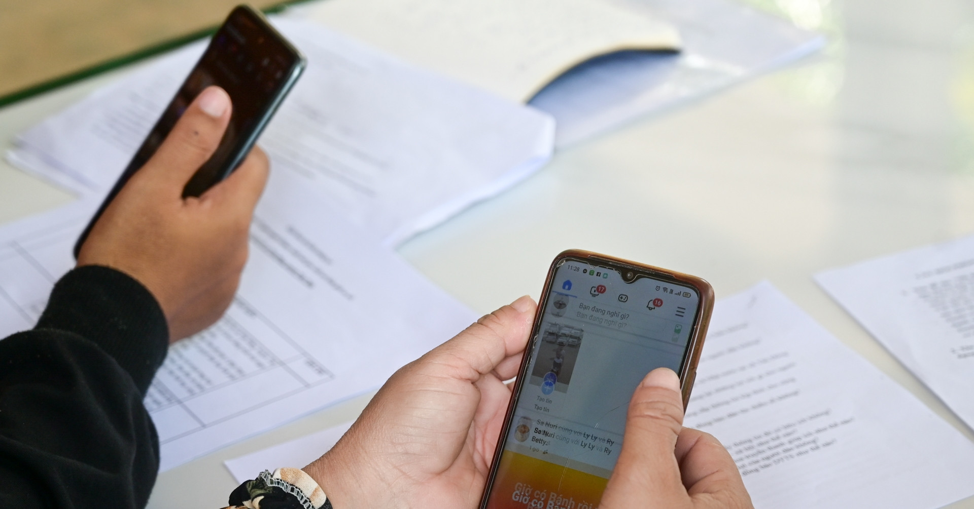 Tổ Công Nghệ Số Cộng Đồng Xã Đảo: Hướng Dẫn Sử Dụng Ứng Dụng Công Nghệ Hiệu Quả