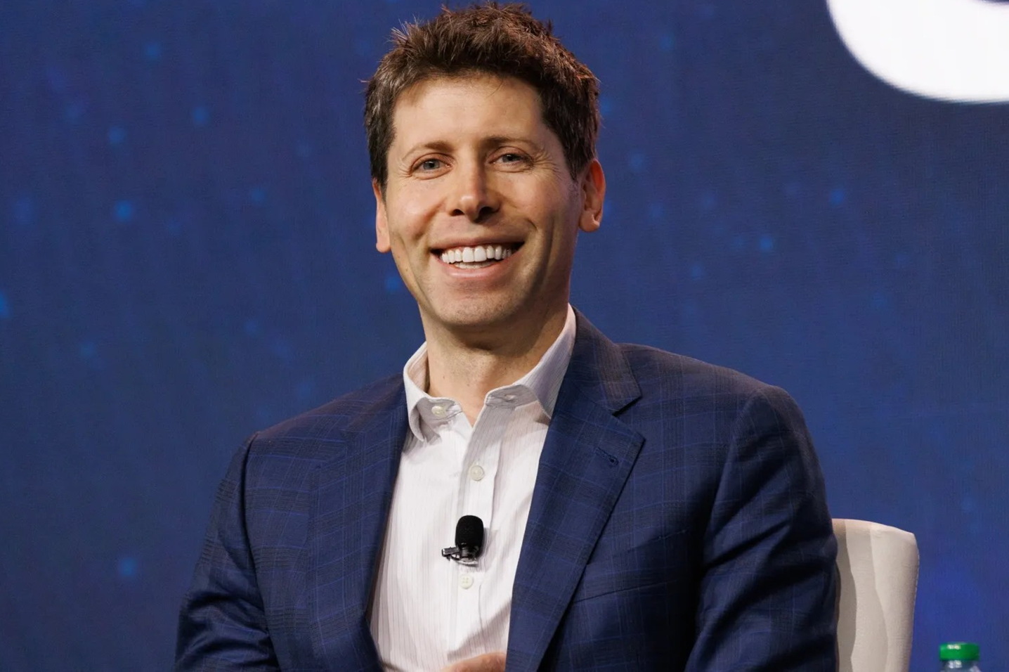 Sam Altman: Ông Trump sẽ dẫn dắt nước Mỹ vào kỷ nguyên AI