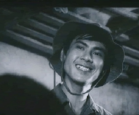 Bui Bai Binh thoi tre.jpg
