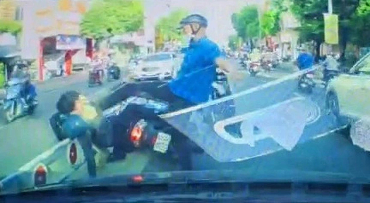 Khoa danh nguoi.webp