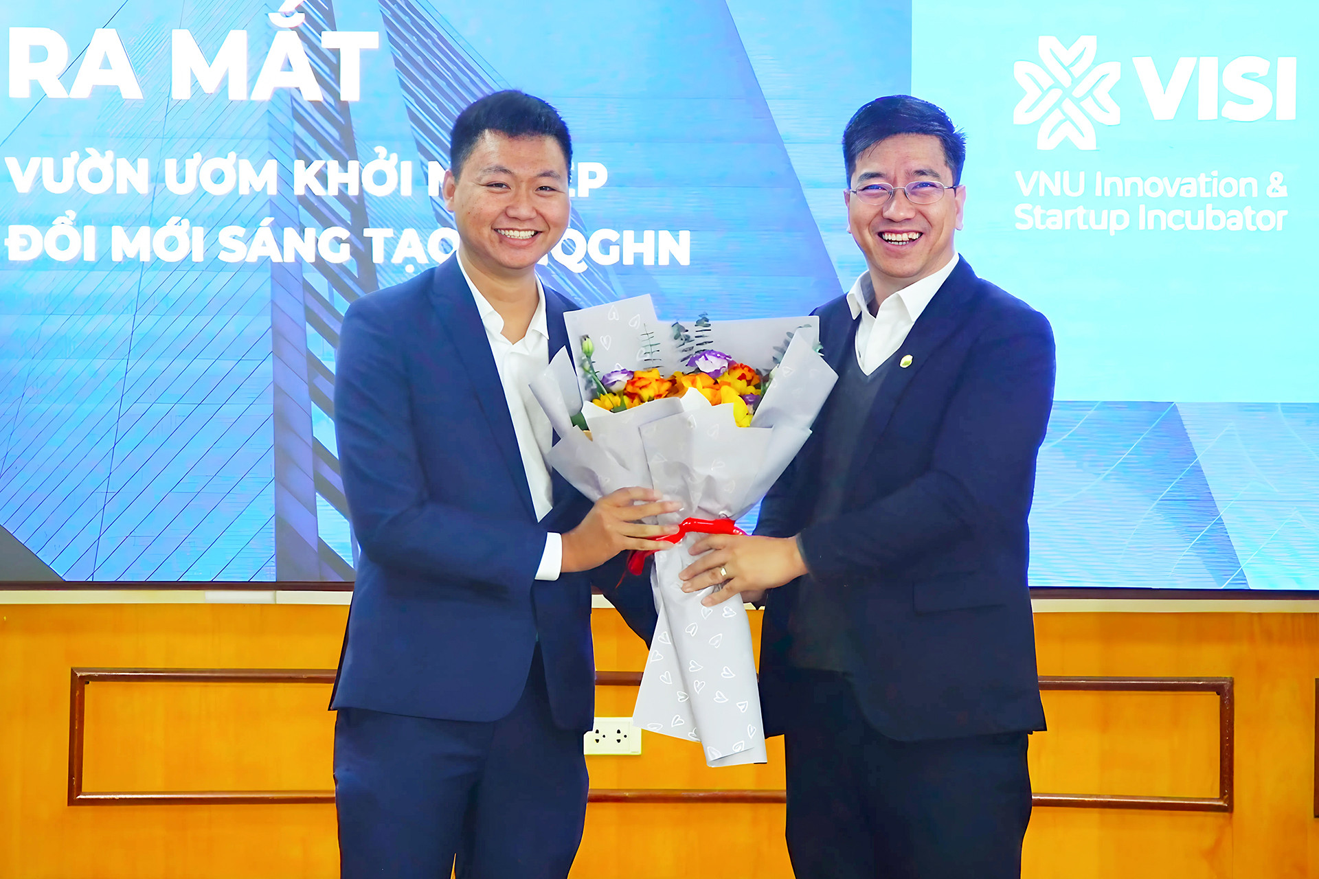 IMG_437B55DB19A4 1.jpg