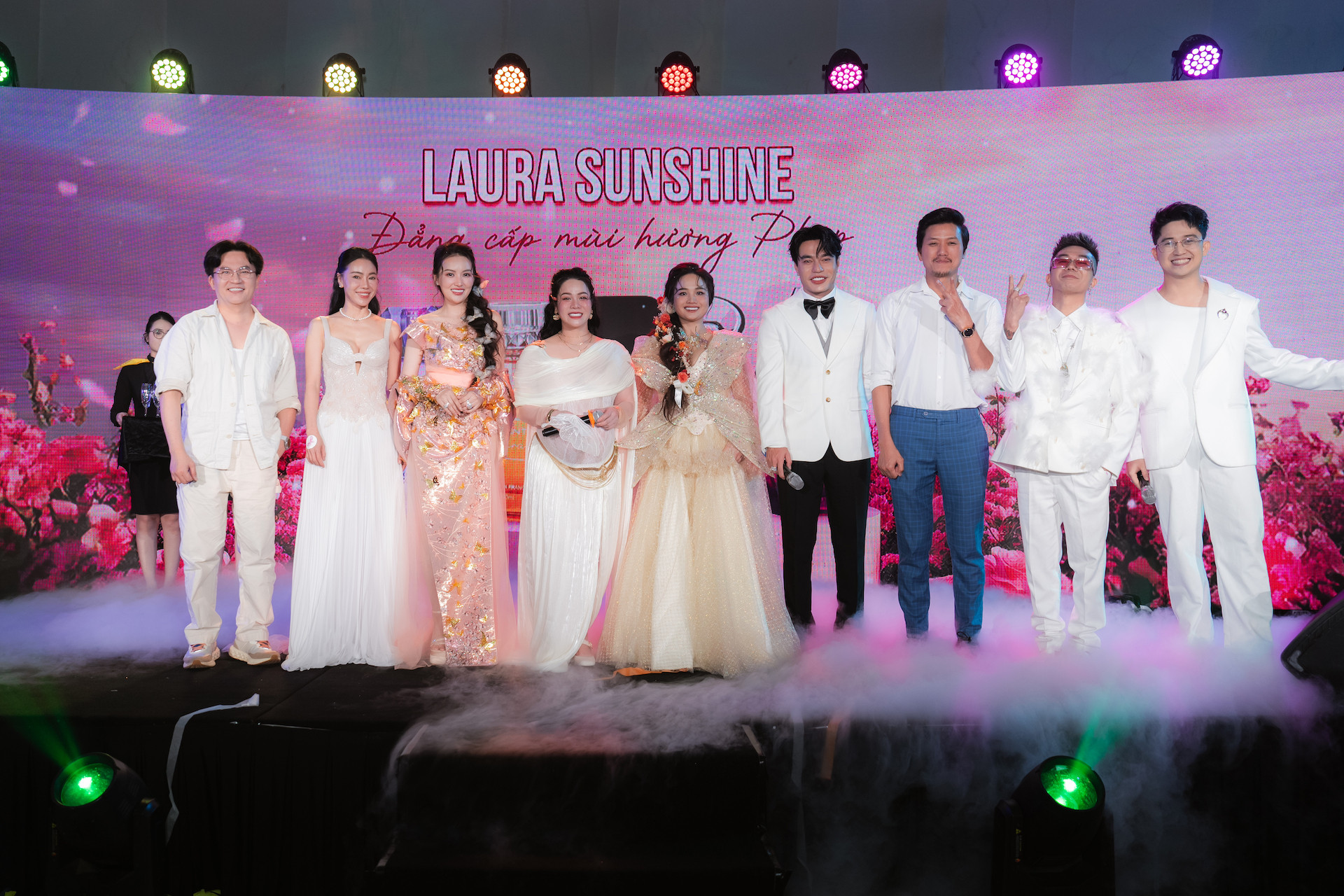 Nhật Kim Anh 13.jpg