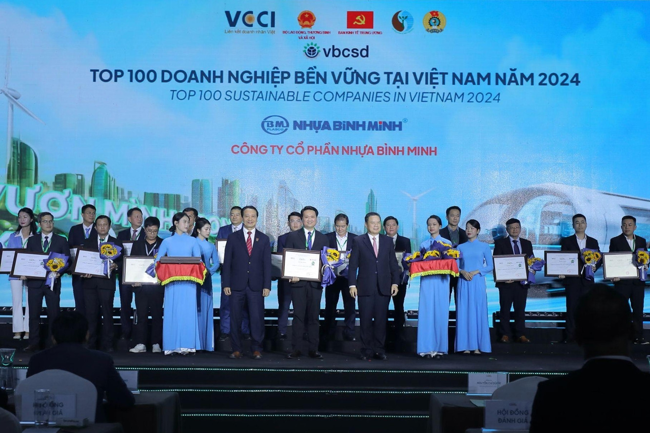 Nhựa Bình Minh đạt Top 100 doanh nghiệp bền vững Việt Nam 2024