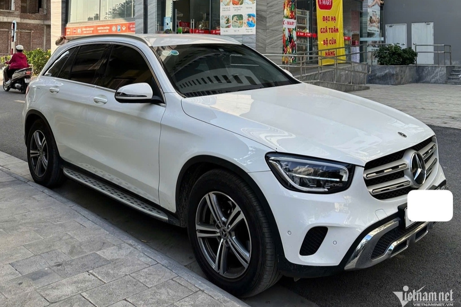 Vụ mua xe Mercedes GLC 200 bị tua hơn 50.000km: Bên bán có dấu hiệu gian dối