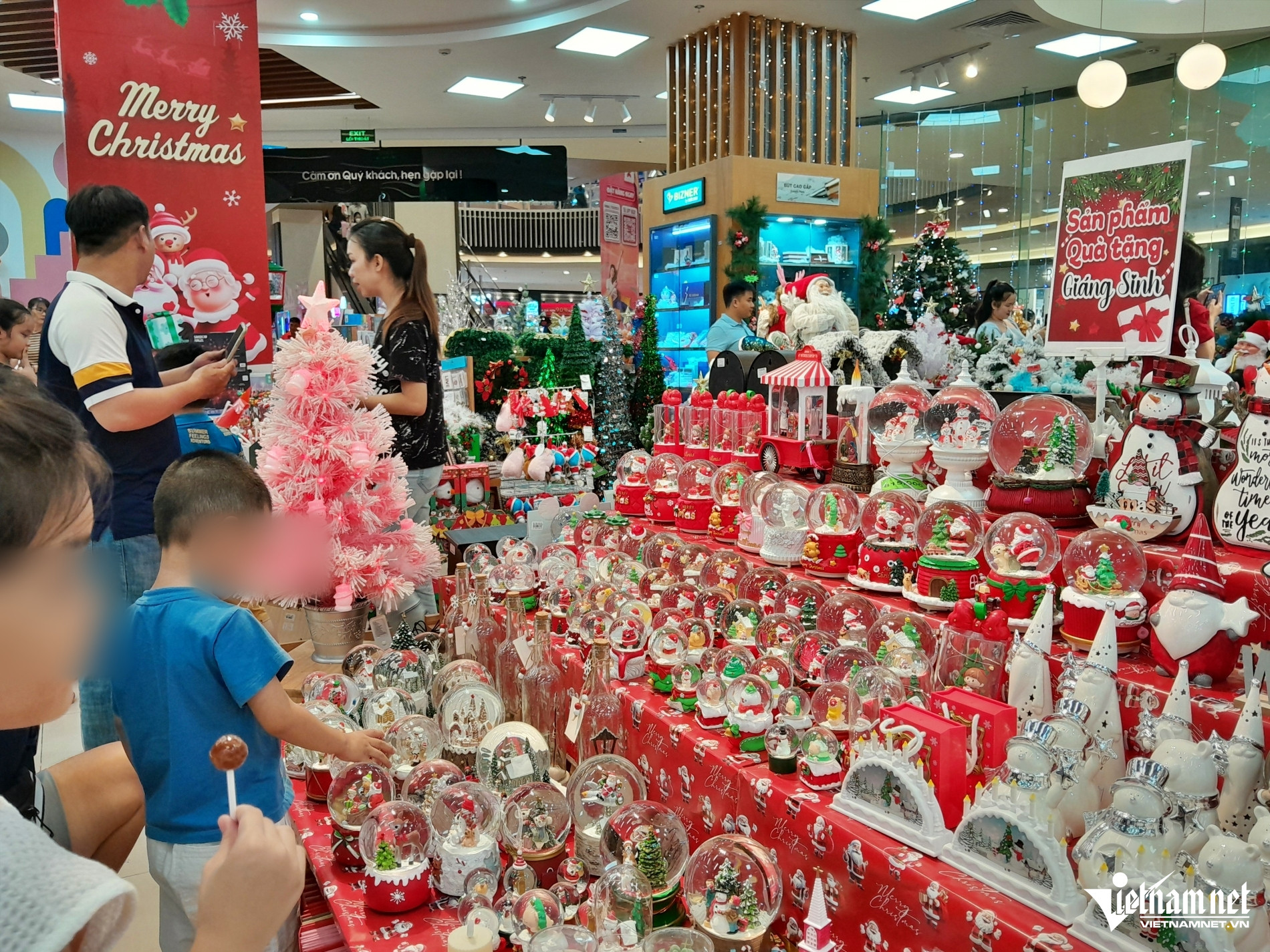 W-ảnh bạo hành trẻ em.jpg