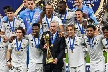 HLV Ancelotti lập kỷ lục chưa từng có với Real Madrid