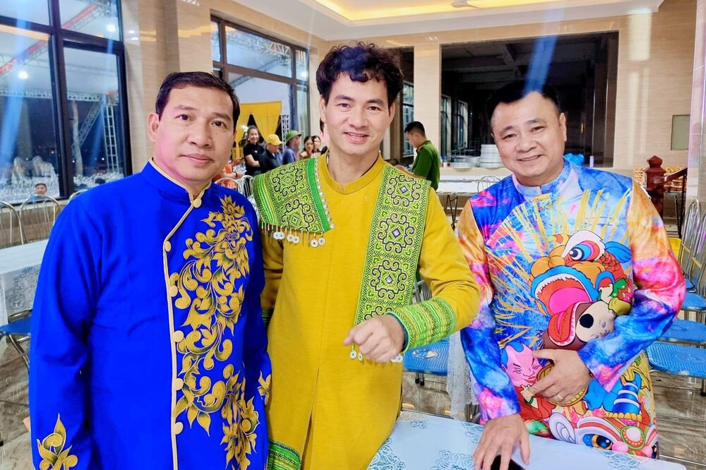 Quang Thang Xuan Bac Tu Long.jpg