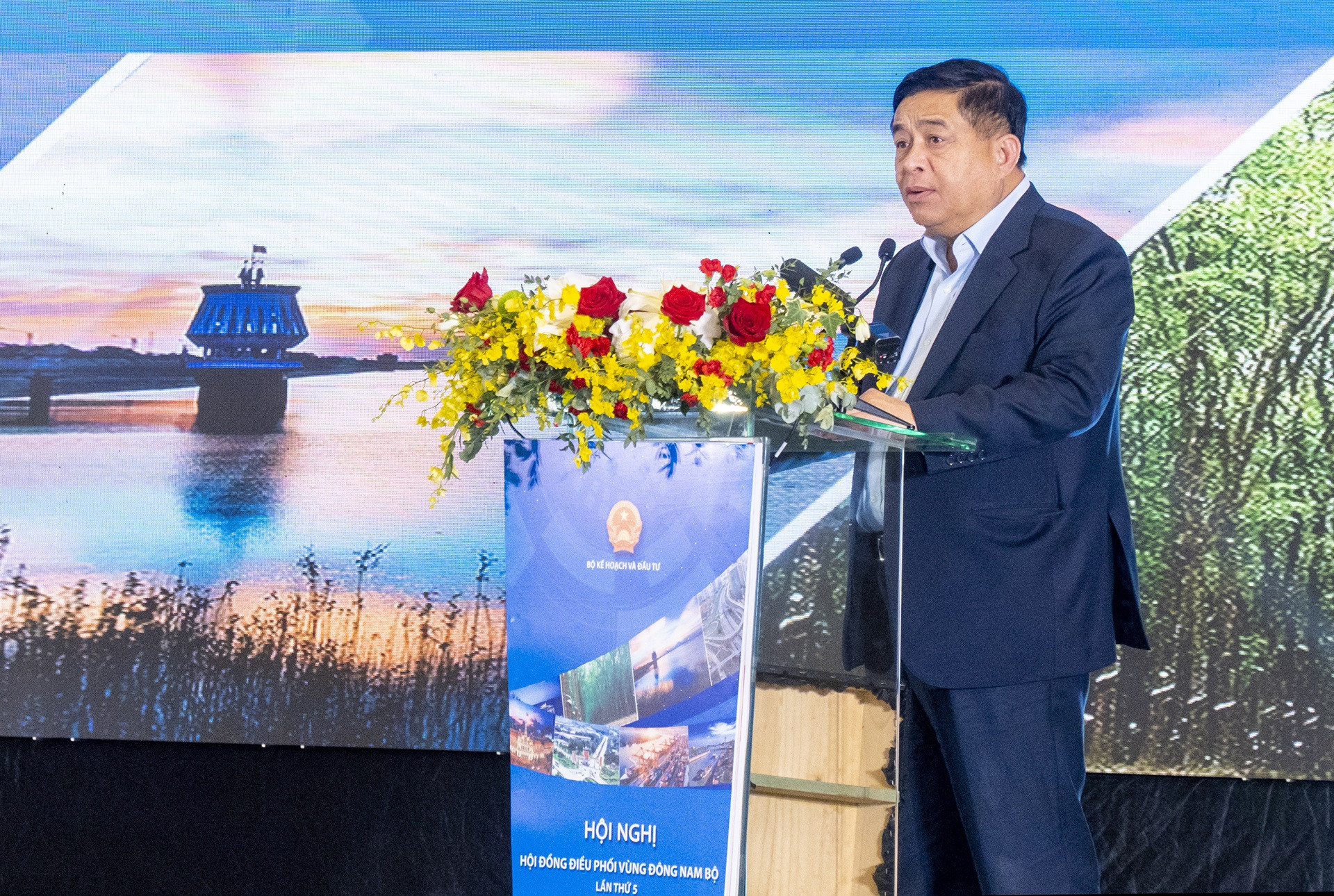 Bộ trưởng bộ Kế hoạch và Đầu tư Nguyễn Chí Dũng.jpg