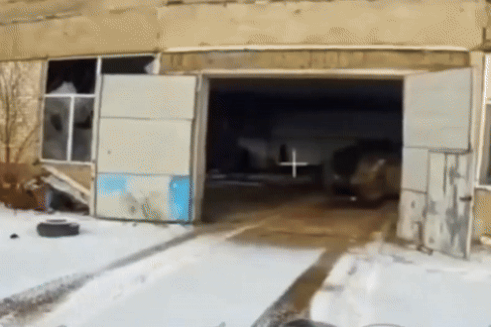 FPVVV ezgif.com resize.gif