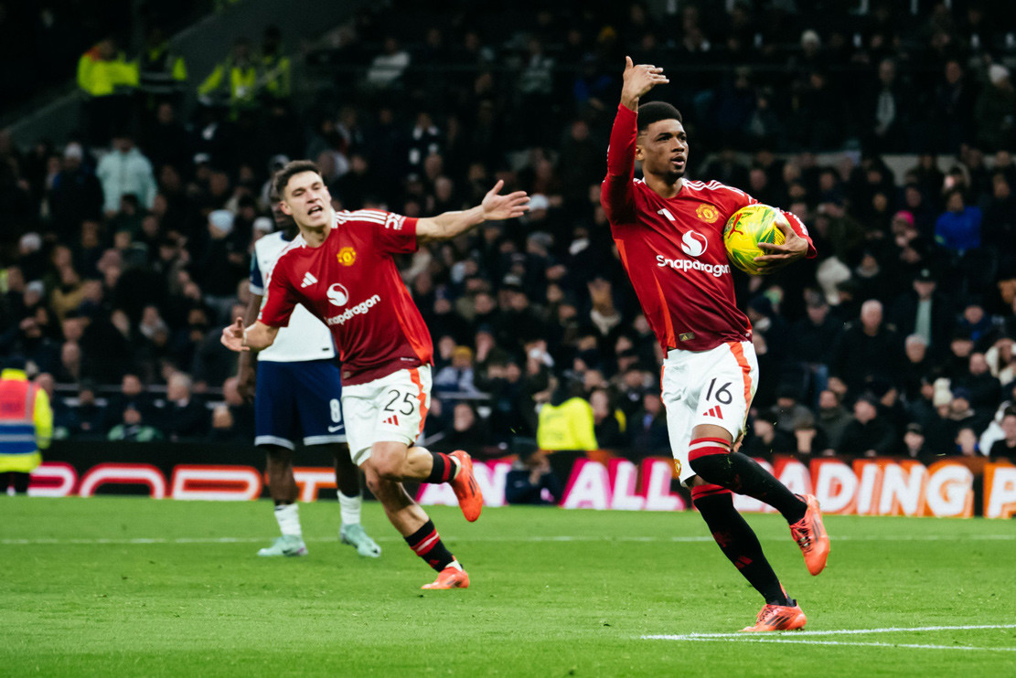 Tottenham loại MU ra khỏi cúp Liên đoàn sau màn rượt đuổi tỷ số MU Tottenham