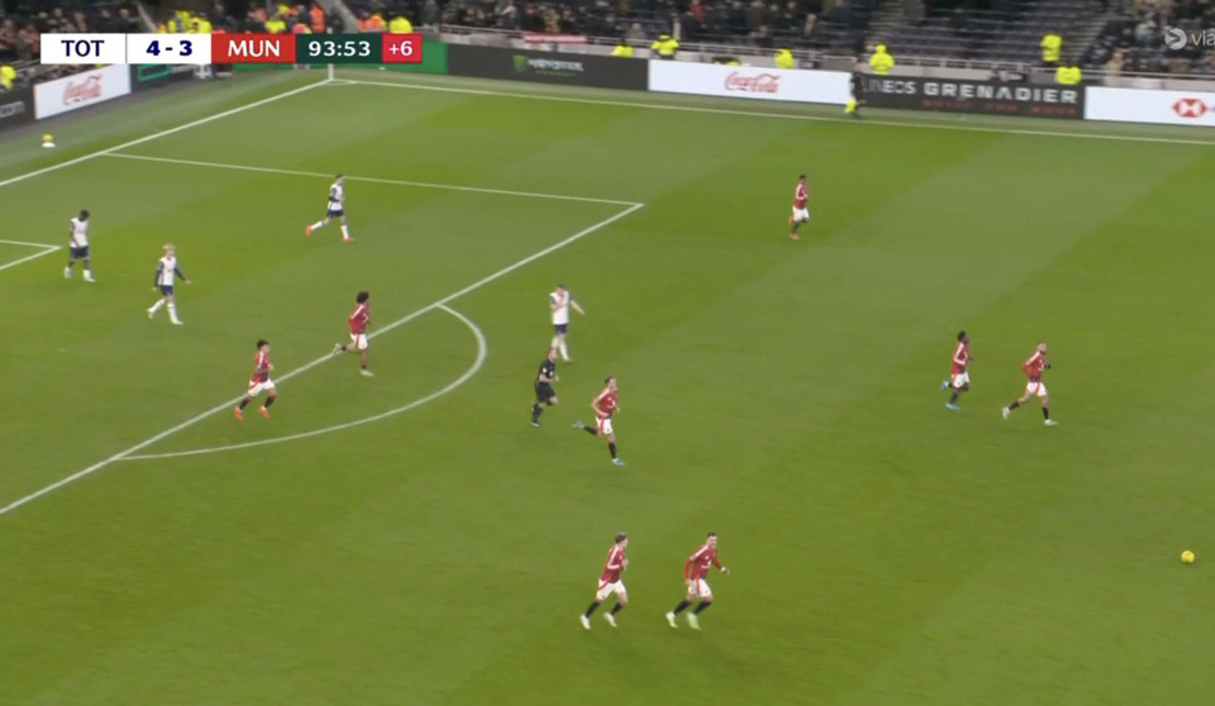 Tottenham loại MU ra khỏi cúp Liên đoàn sau màn rượt đuổi tỷ số MU Tottenham