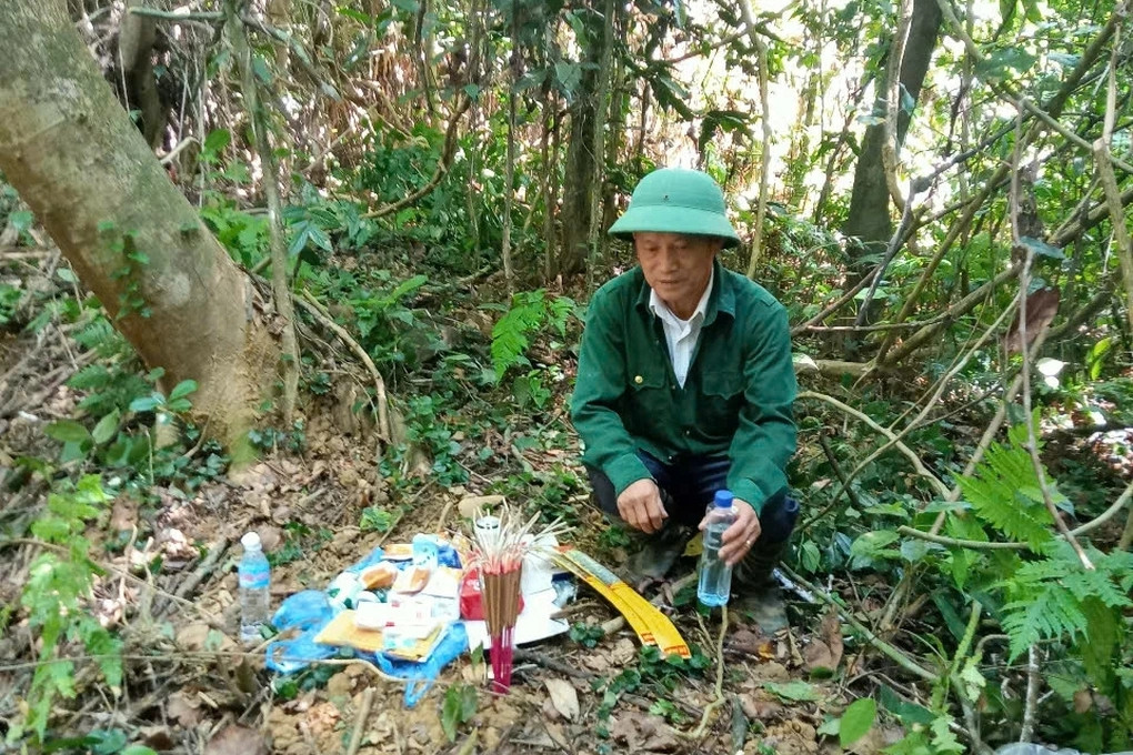 Chuyện về ngôi mộ người lính giữa đại ngàn Kẻ Gỗ