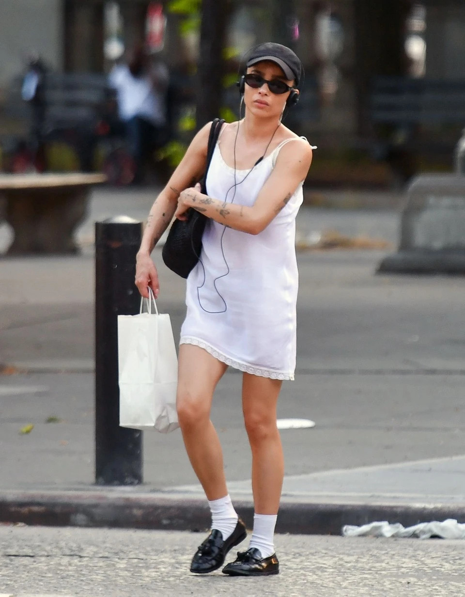 HIEUTHUHAI, Michael Jackson, cong nuong Diana, tat mang giay tay, tat trang, doanh nhan Luong Hoang Anh anh 6