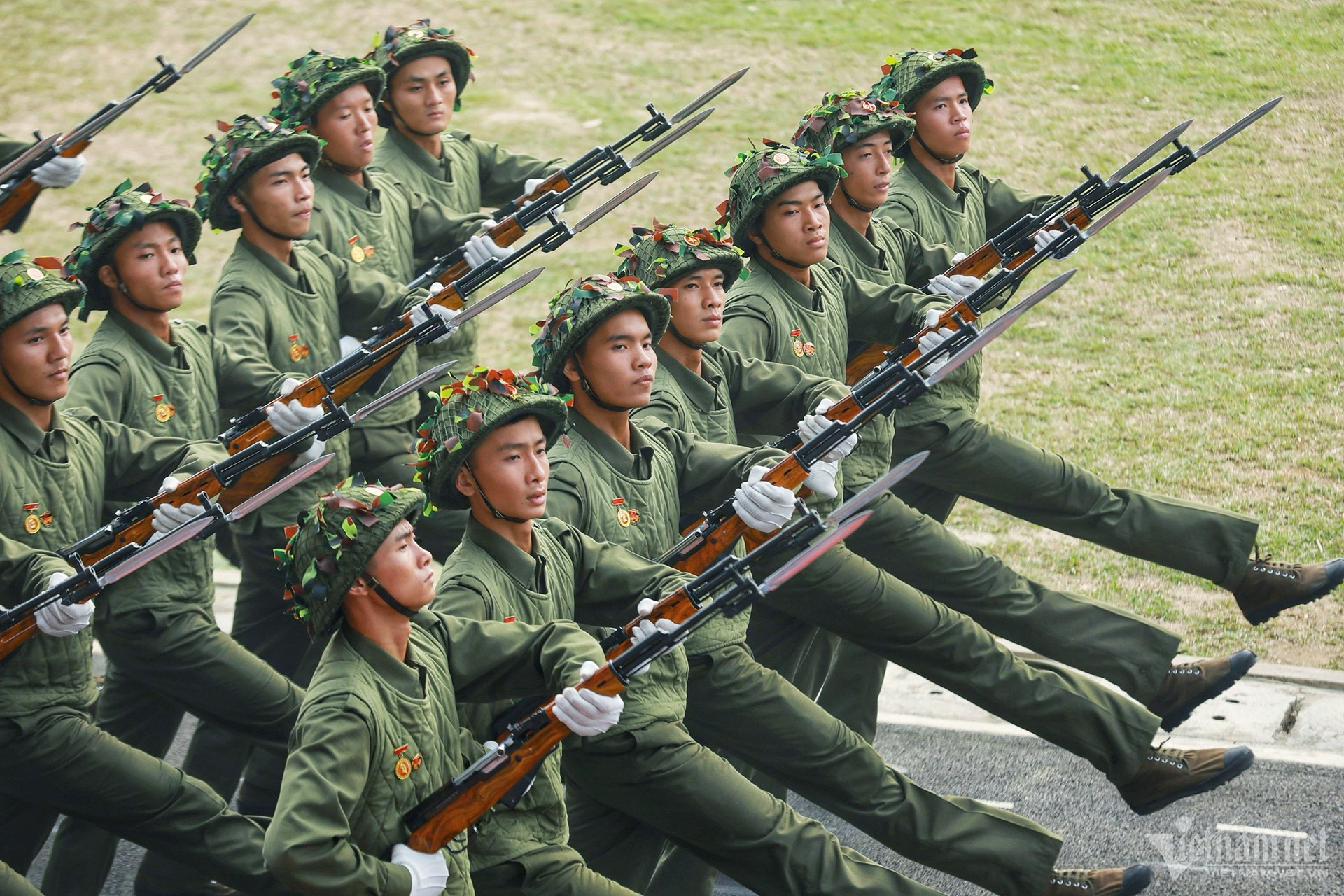 Quân đội càng tinh gọn, càng phải mạnh