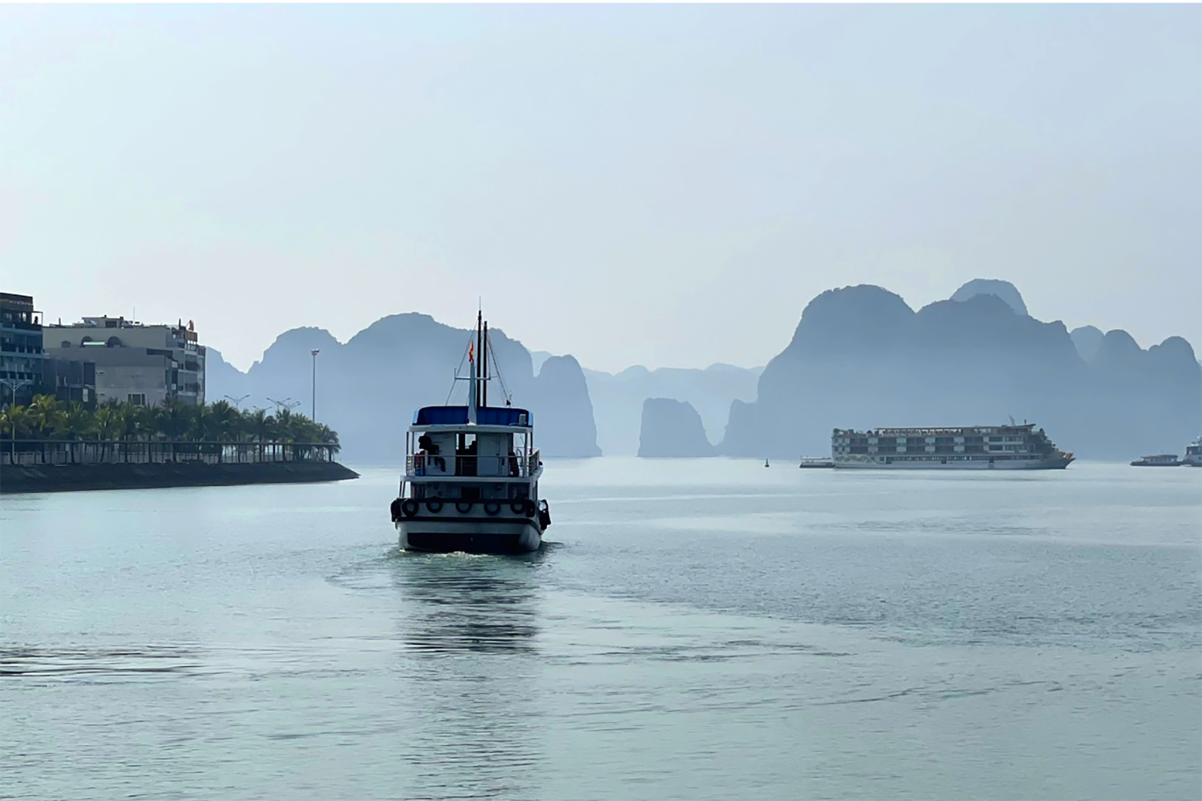 Quảng Ninh lên tiếng về tin đồn UNESCO loại vịnh Hạ Long khỏi danh sách di sản