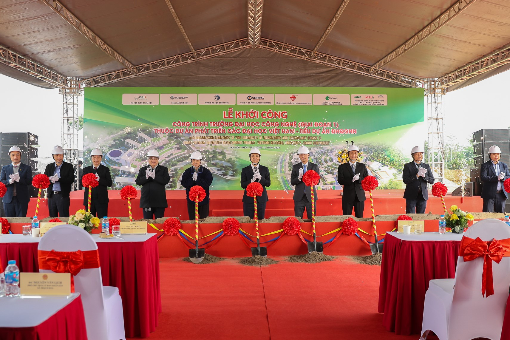 truong dh cong nghe (2).jpg