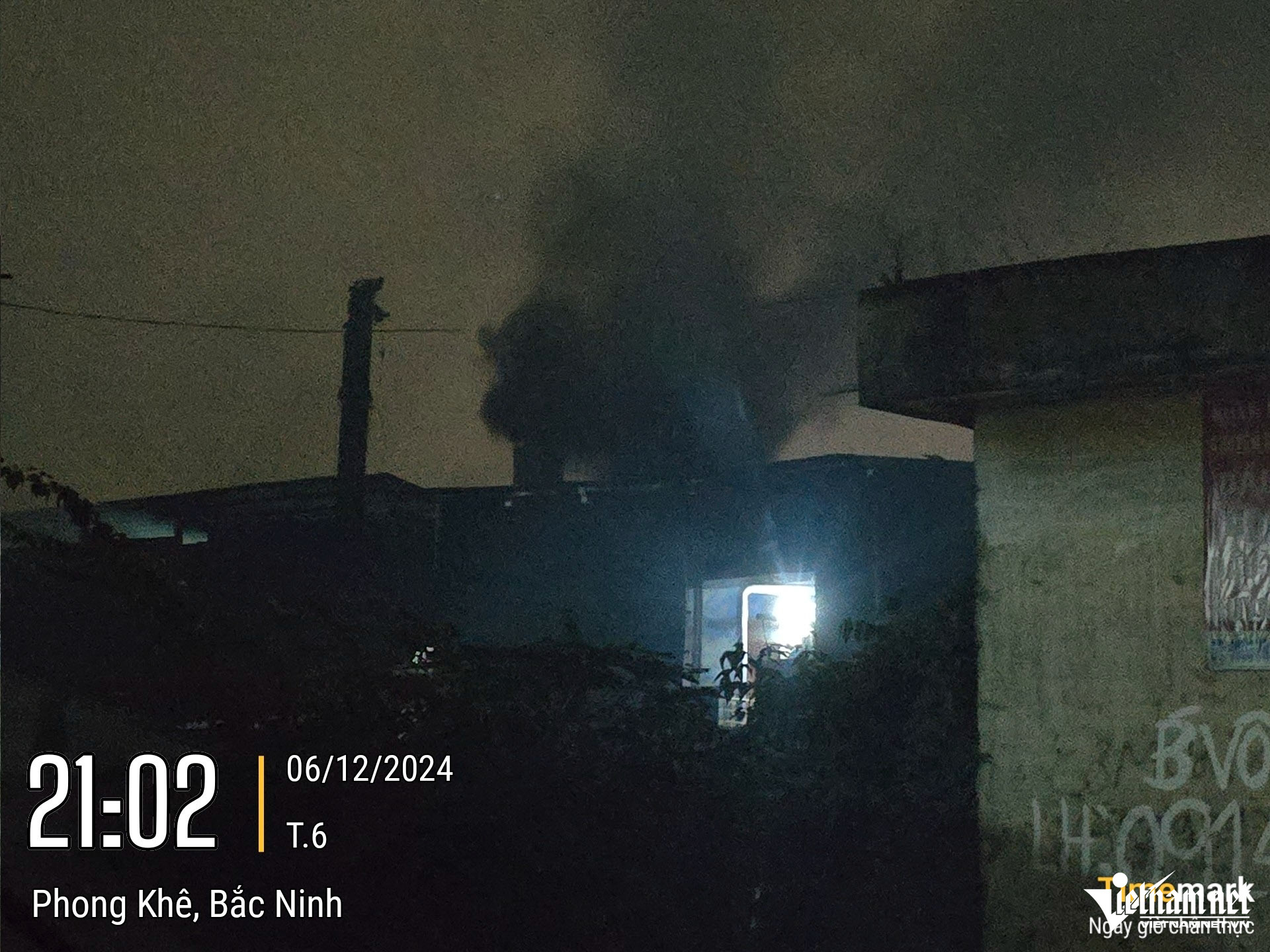 W-Trộm giấy phong khê_3.JPG.jpg