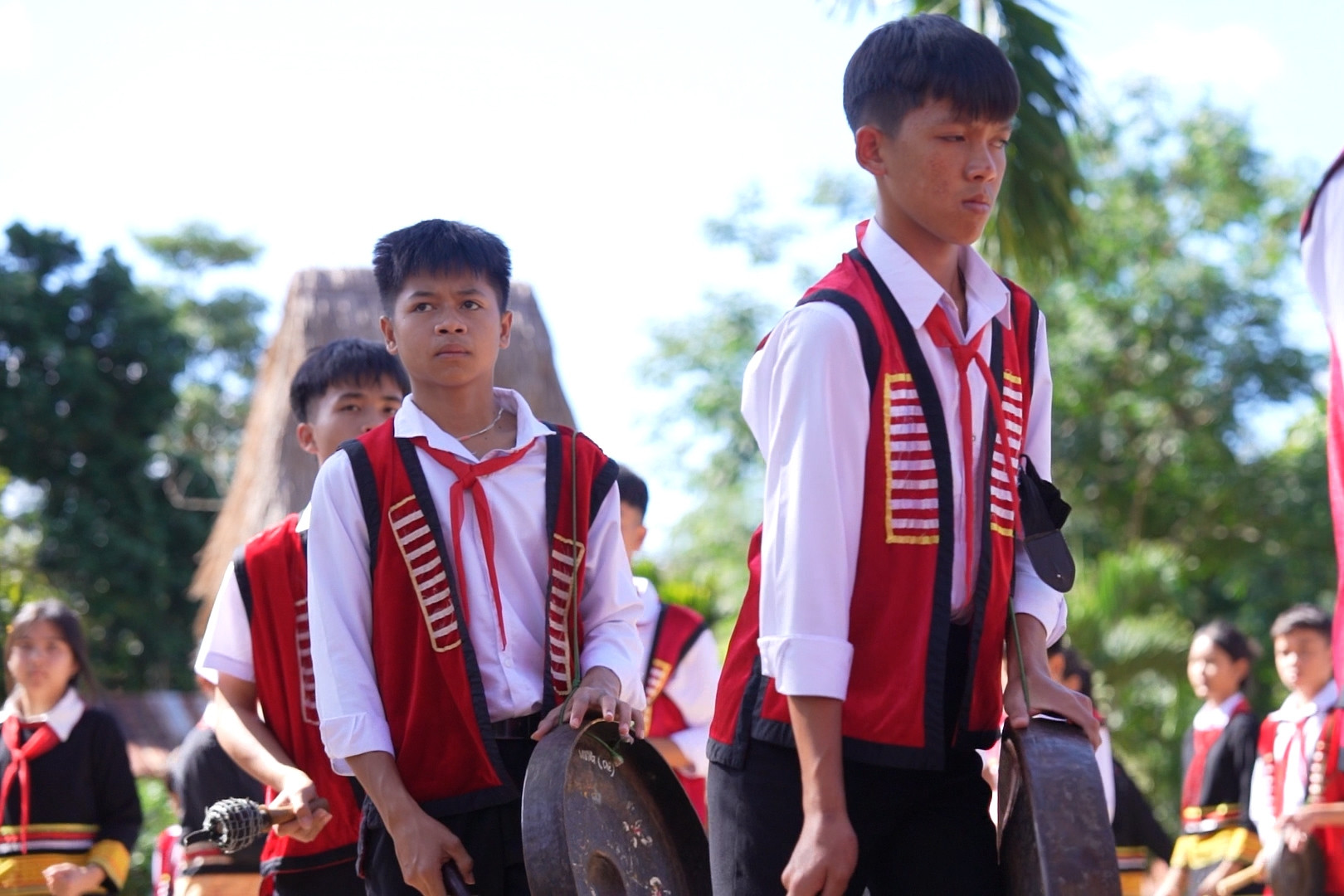 Gia Lai: Gieo mầm cồng chiêng trong trường học