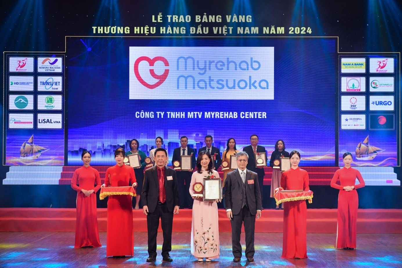 Myrehab Matsuoka vào top 20 thương hiệu xuất sắc hàng đầu Việt Nam 2024