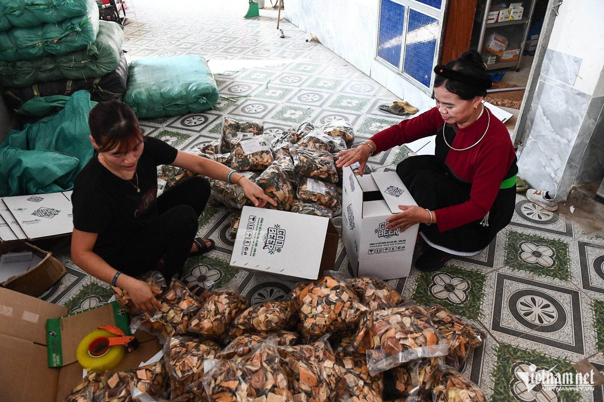 W-xa hoi so kinh te so.jpg