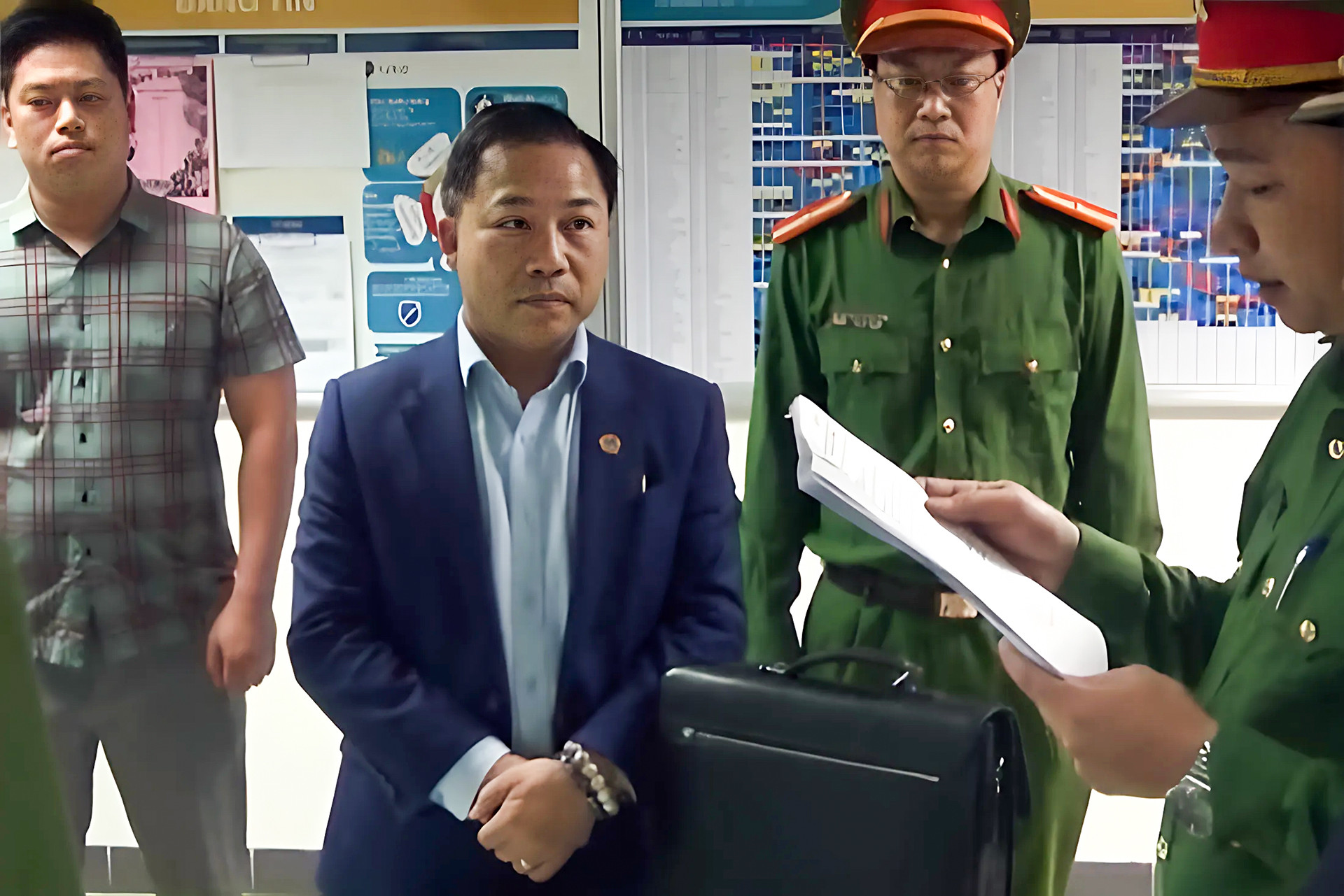 IMG_0A71209FE4E9 1.jpg