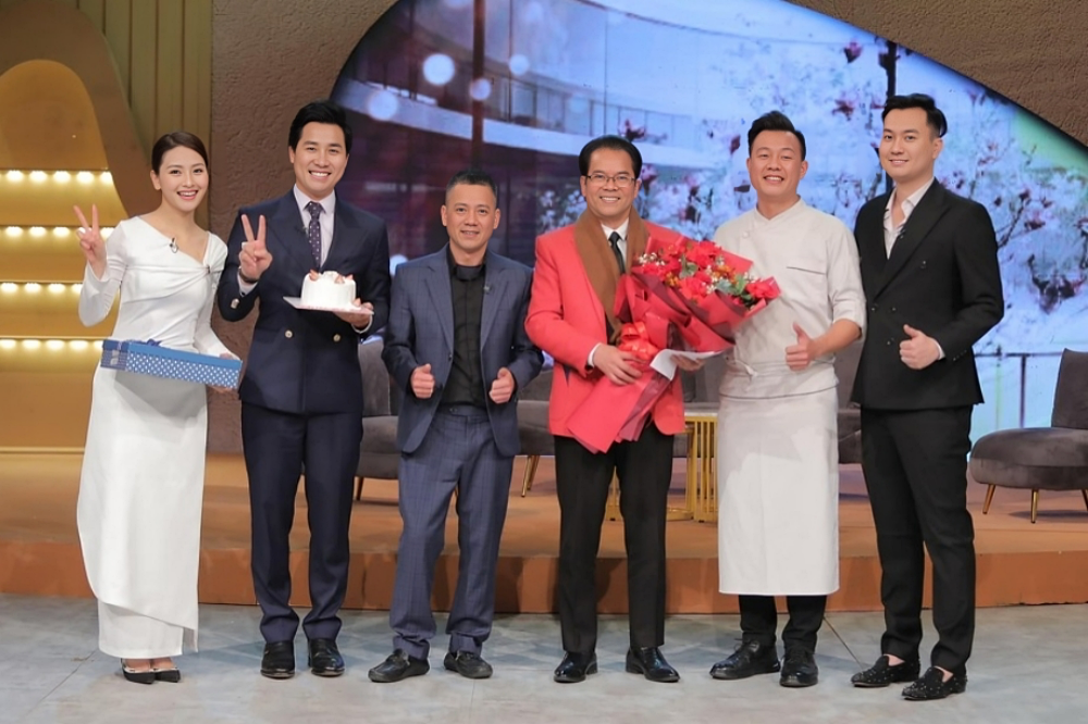 nguyen khang ks 5 sao.png