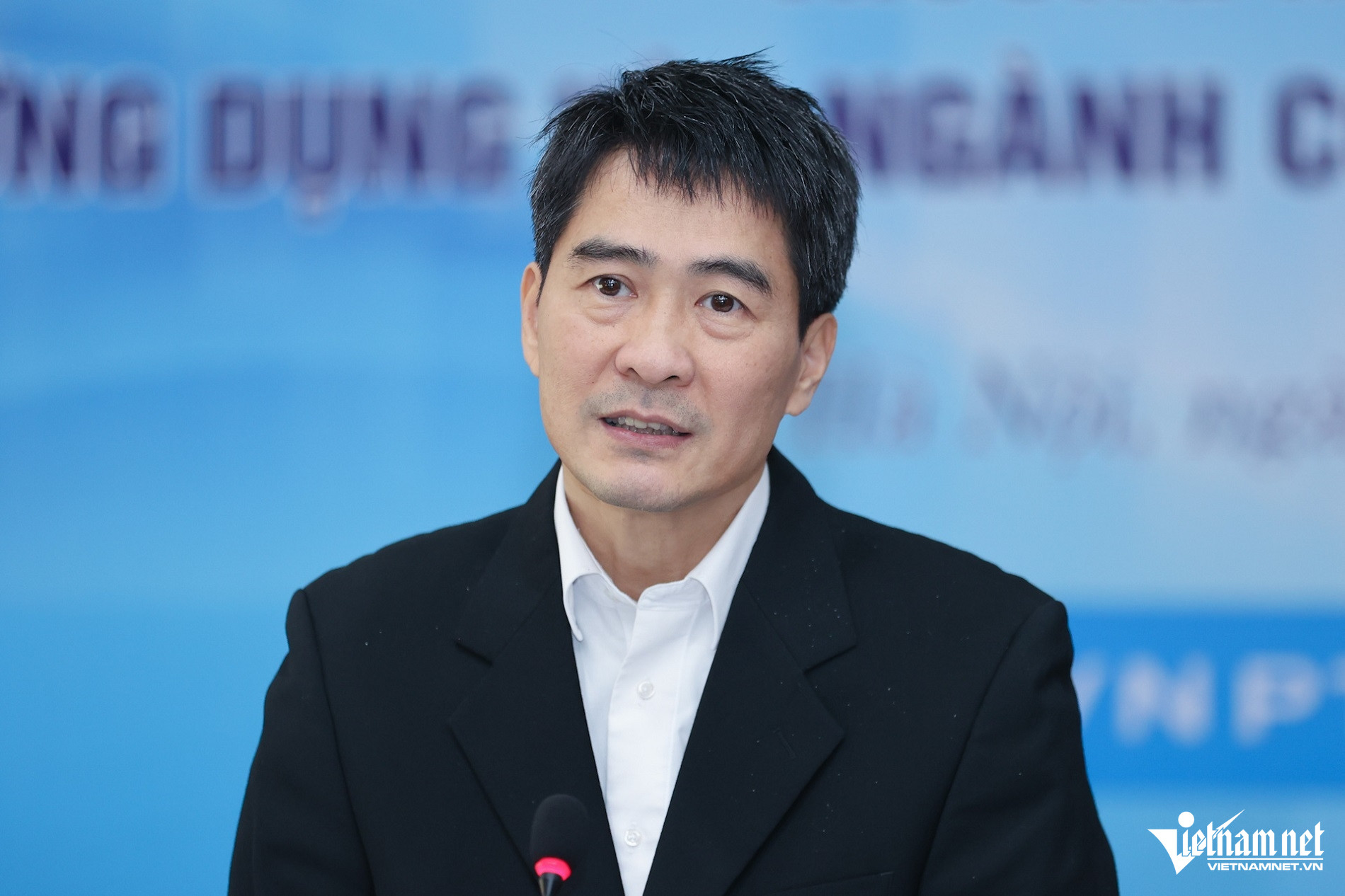 W-Nguyen Phong Nha.jpg