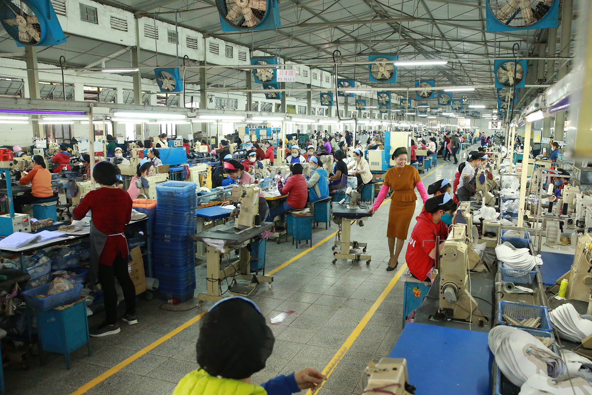 Cong ty giay Hong Bao (15).jpg