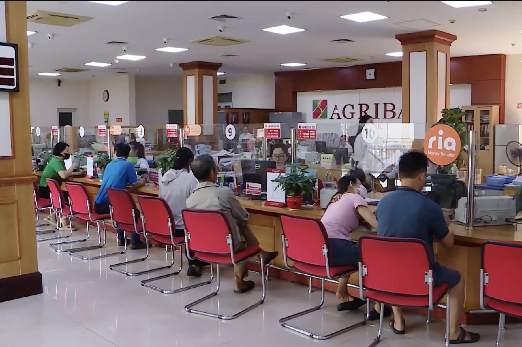 Đẩy mạnh chuyển đổi số ngành Ngân hàng, phục vụ phát triển kinh tế xã hội