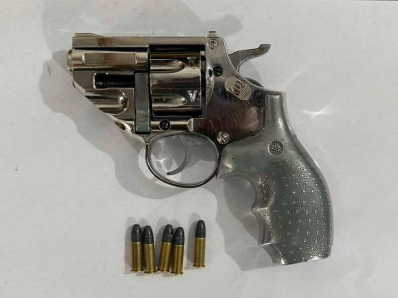 Mua bán ma túy có vũ khí quân dụng 3.jpg