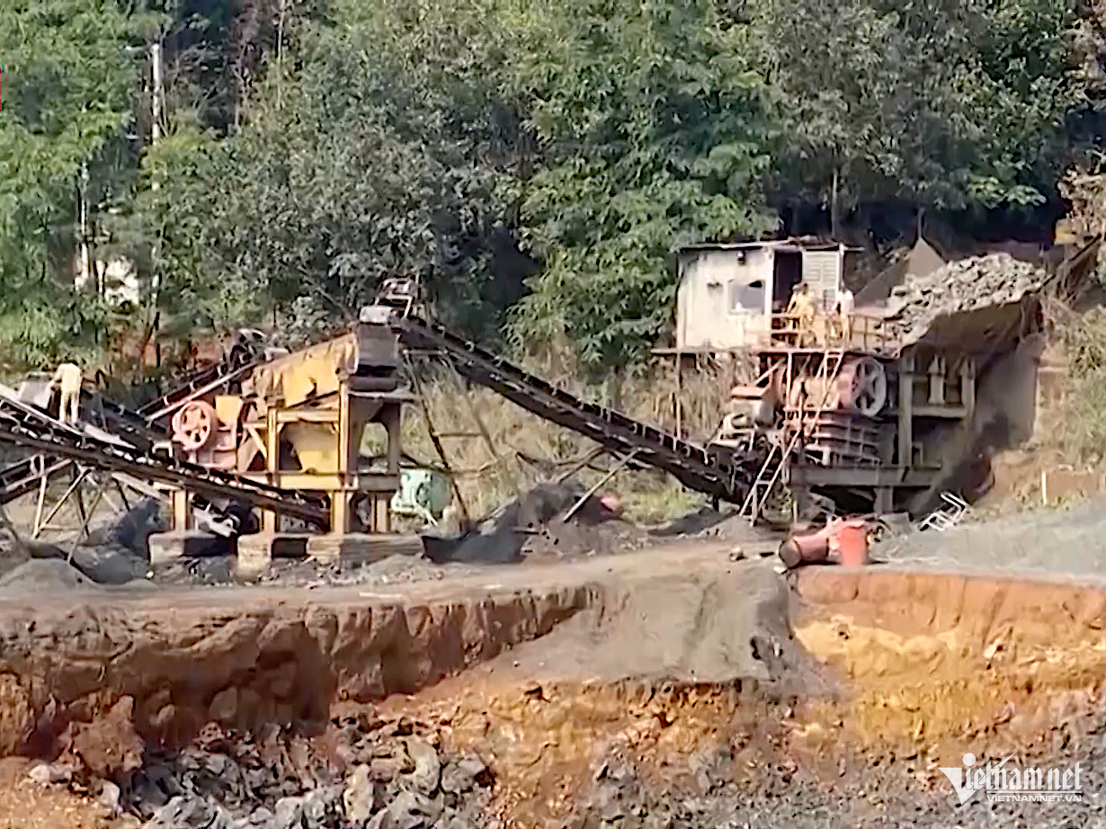 W-khoangsan.png