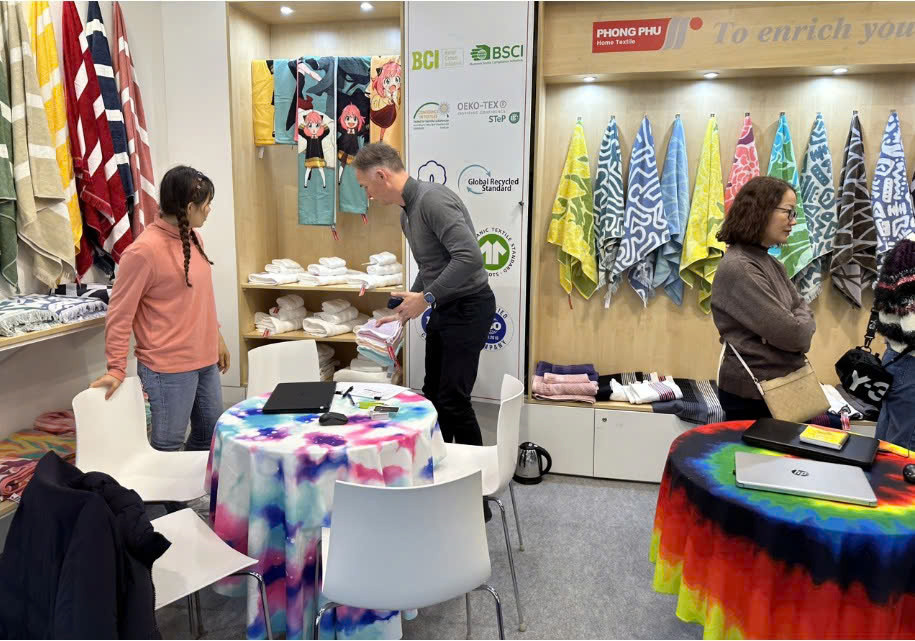 2024 det Phong phu tai Duc.jpg