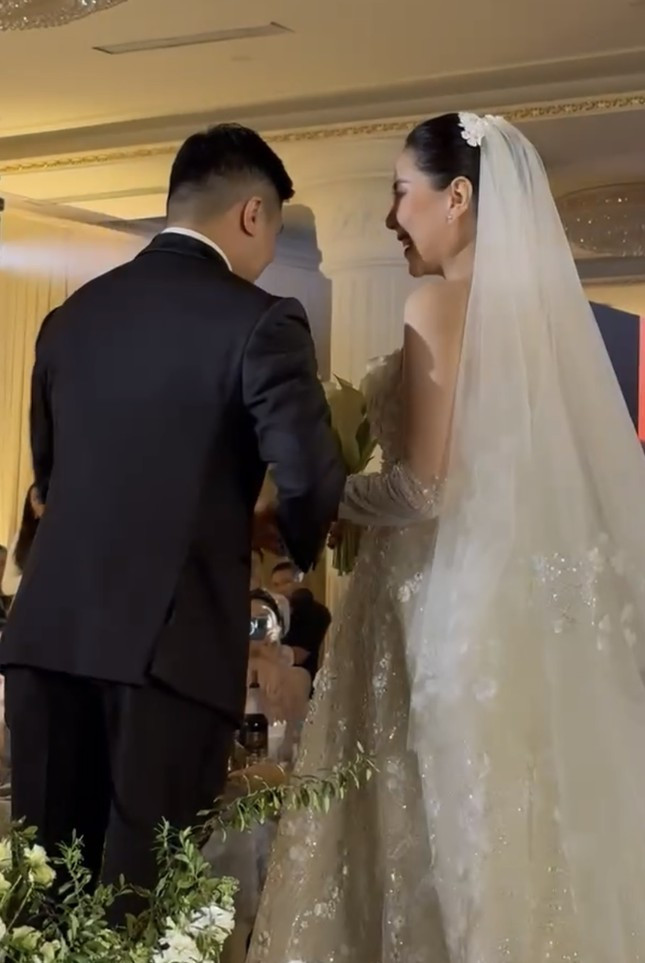 Hình ảnh MC Mai Ngọc trong lễ cưới ảnh 4