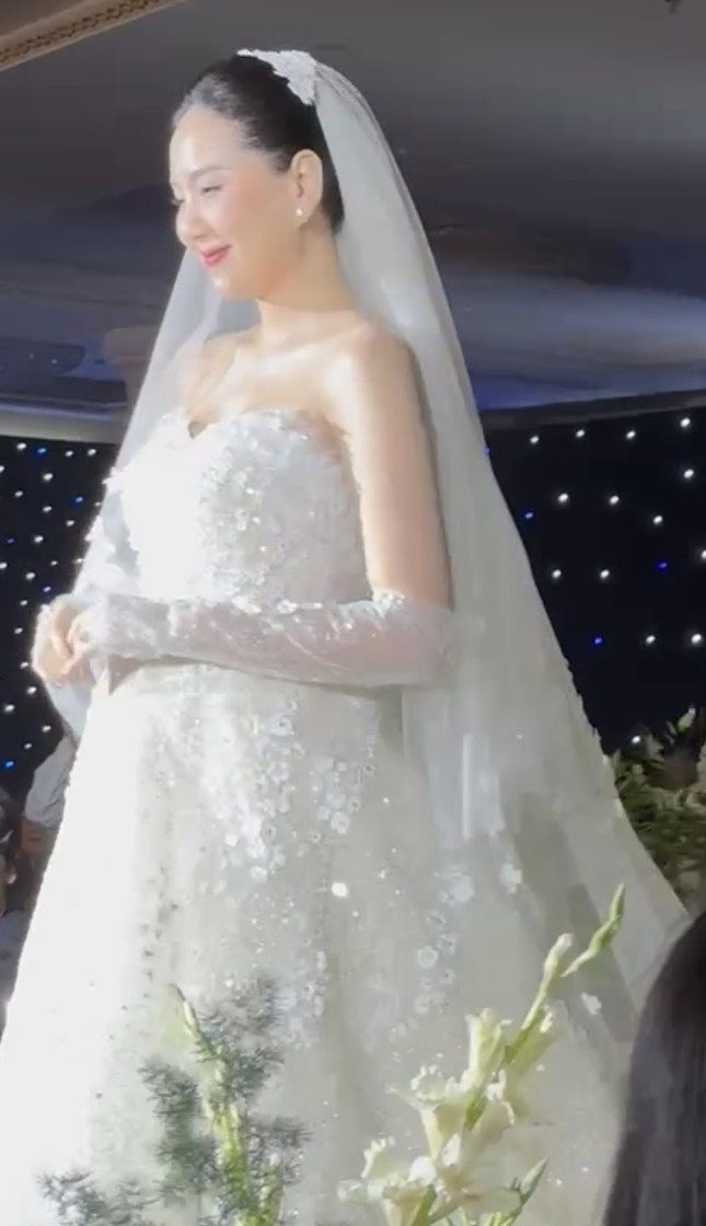 Hình ảnh MC Mai Ngọc trong lễ cưới ảnh 1